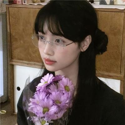 俏佳人